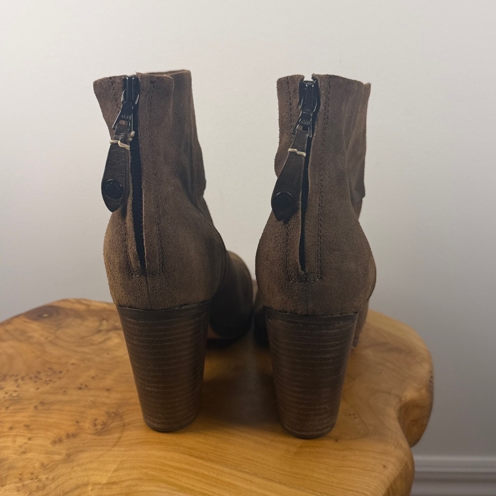 rag & bone Brown Heeled Boots - well worn - Picture 4 of 10